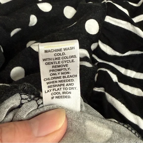 Cato 26/28W Black White Polka Dot Ruffle Sleeve Tunic Top Plus Size Chic - Picture 7 of 8